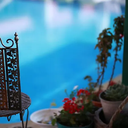 Tunc Otel 3*