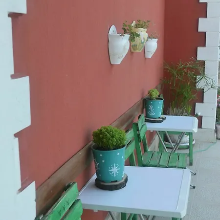 Otel Tunc Ayvalı